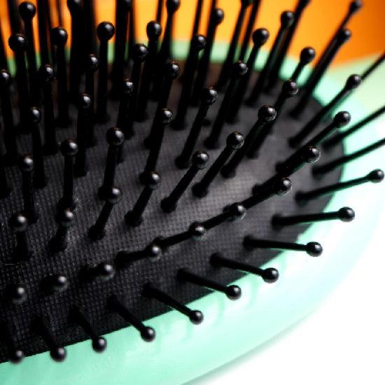 Harry Josh Pro Detangling Brush For Thick + Curly Hair - Harry Josh Pro